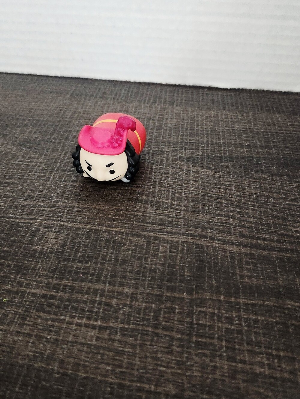 Mini Collectible Figure Toy - Picture 3 of 7
